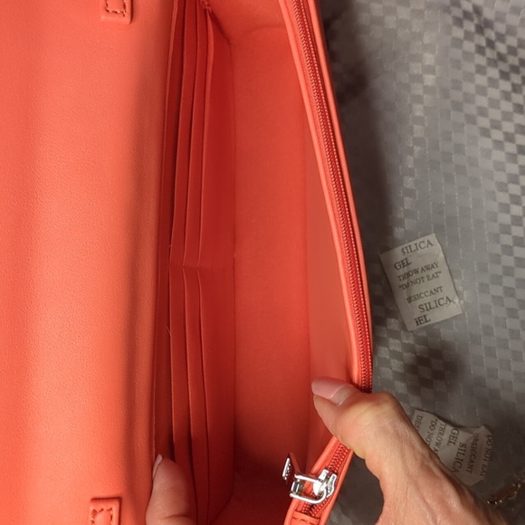 FLASH SALE! - NWT Badgley Mischka Orange Quilted Crossbody Bag - Picture 7 of 10